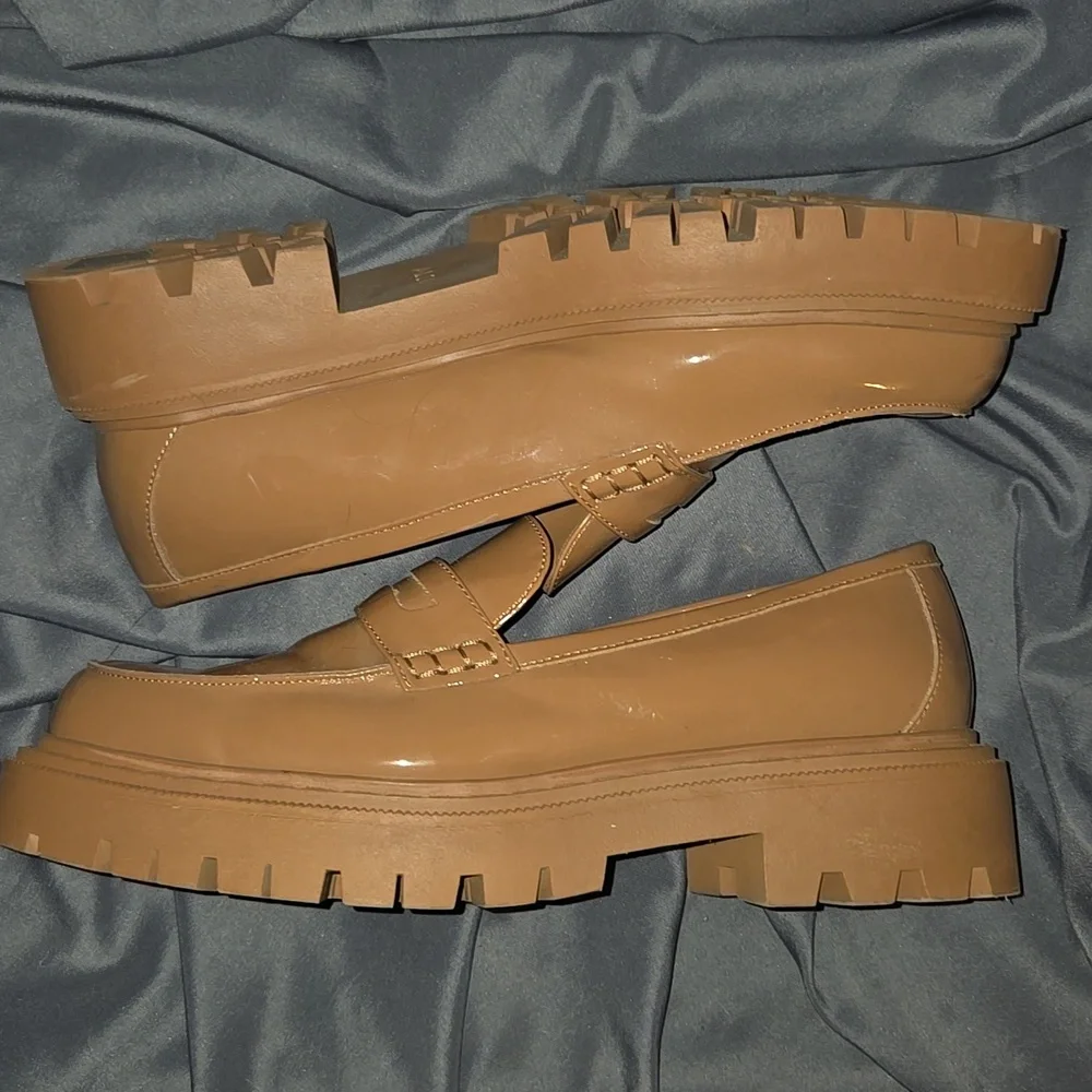Aldo sleek loafers